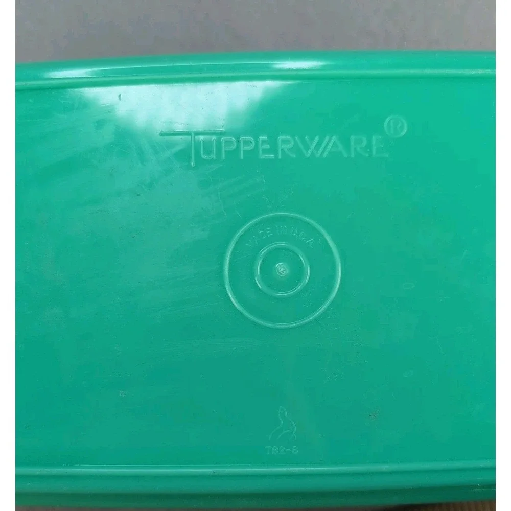 Vintage Tupperware Celery Keeper Container Turquoise w Lid Insert Crisper Tray